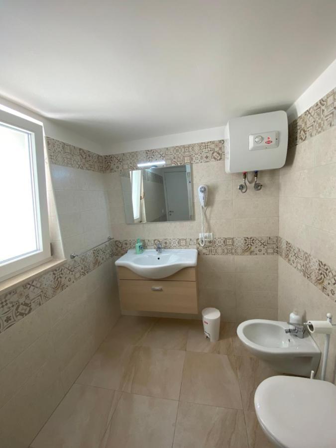 Touristhouse Monopoli 10 Bed and Breakfast Buitenkant foto